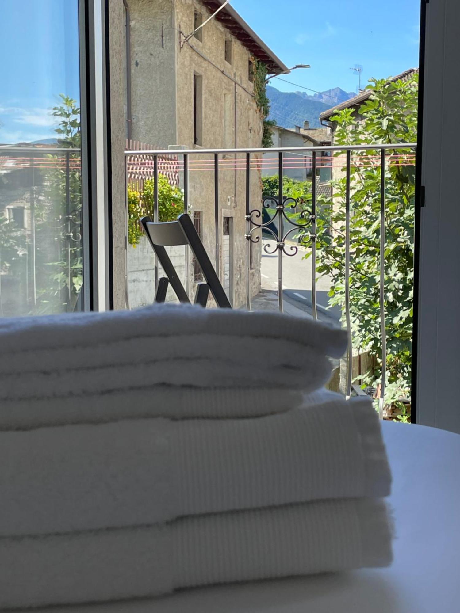 Ca Marasciol A 5 Minuti Dal Trenino Rosso Del Bernina Express Hotell Villa di Tirano Exteriör bild